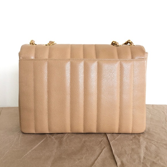 CHANEL vintage caviar beige medium flap bag - Picture 3 of 16